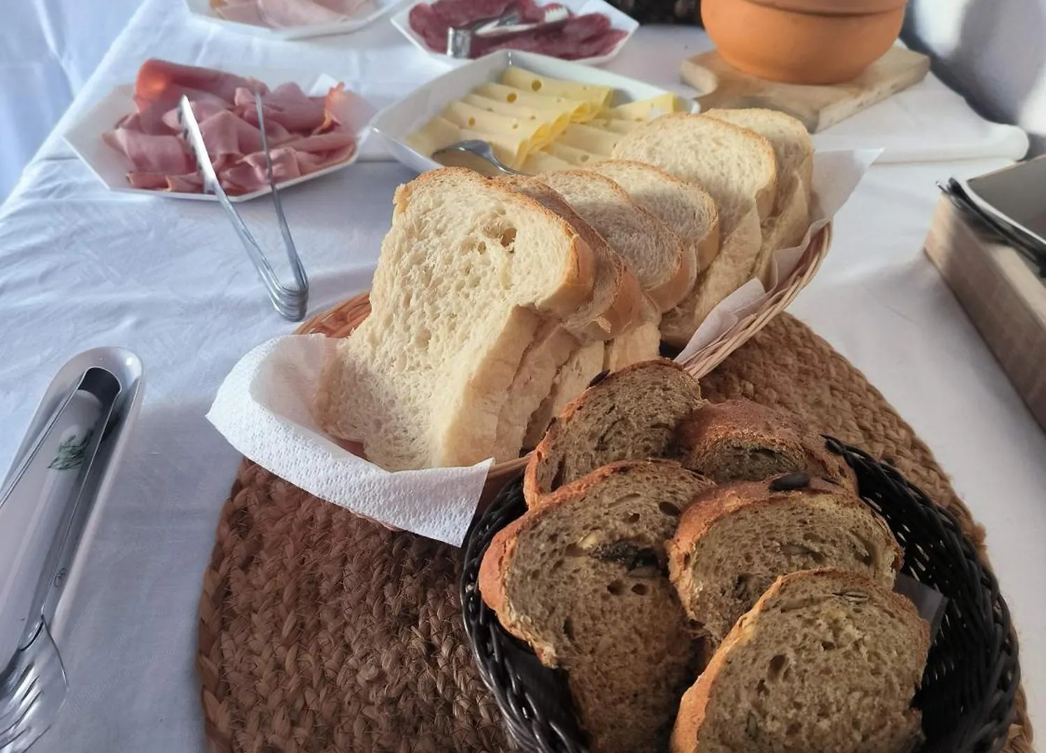 Omir Bed & Breakfast Πούλα